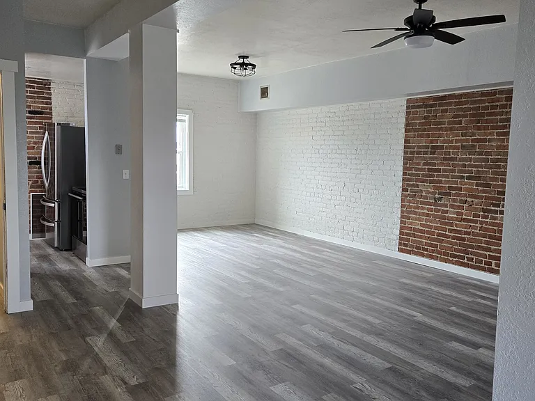 109 N Kimball Ave #B — Photo 5