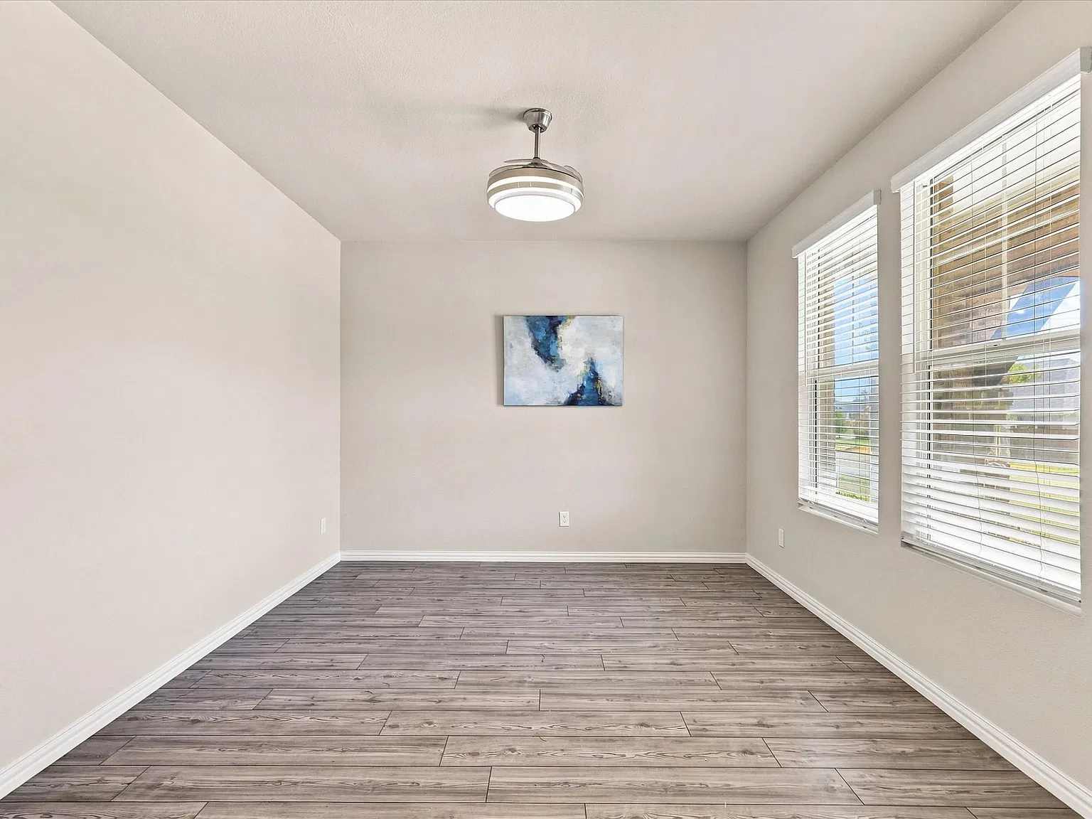 4 bed, 3.5 bath, 3114 sqft, $2,950 — Photo 4
