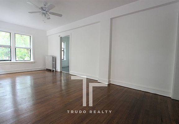 2nd image of 4600 N Beacon St #46001A