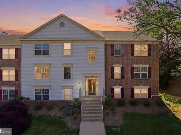 1101 Huntmaster Ter NE Unit 201, Leesburg, VA 20176