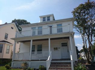 208 Maple St, West Roxbury, MA 02132