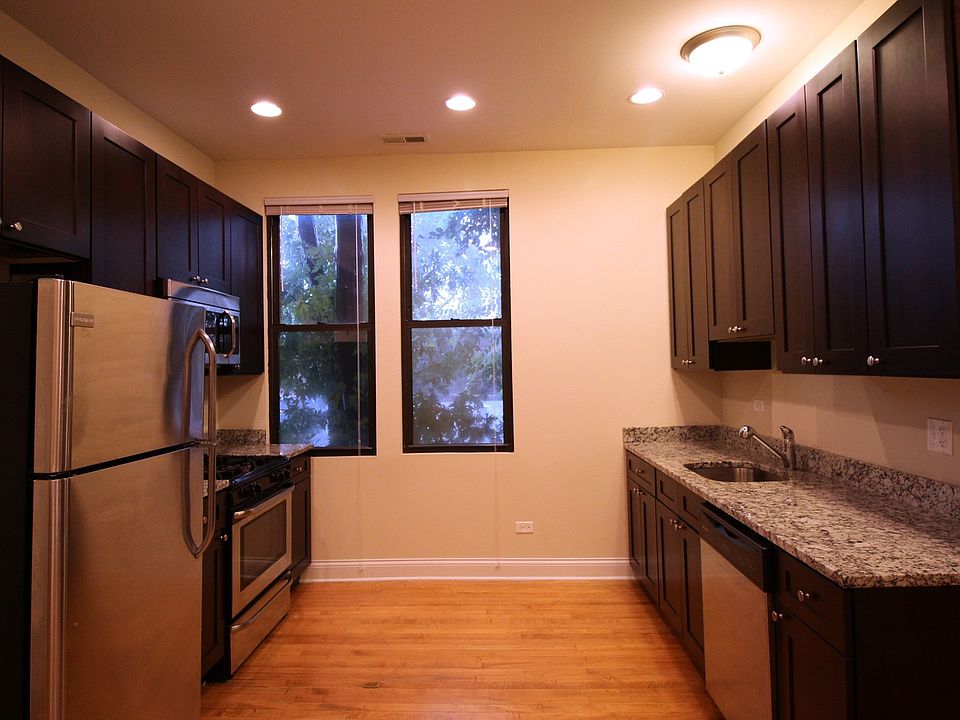 1st image of 5407 N Ravenswood Ave #2