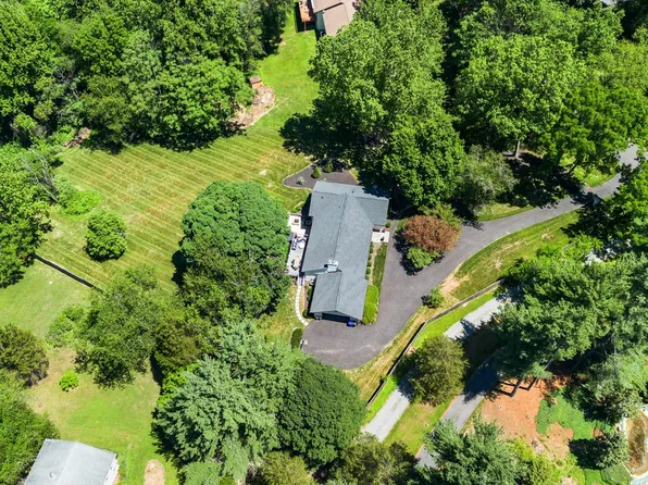 8009 Exodus Dr, Gaithersburg, MD 20882