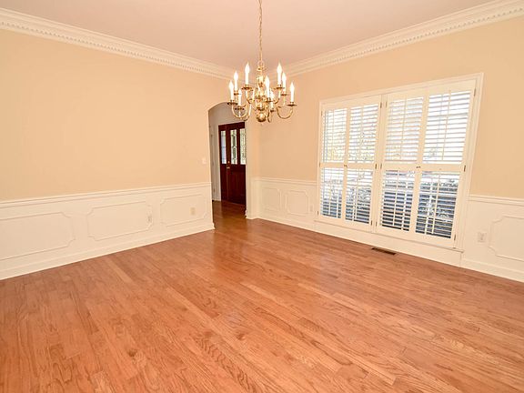 5th image of 1826 Raven Hill Ct