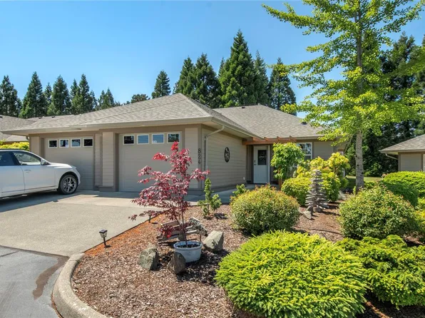 824 Marguerite Rd, Campbell River, BC V9W 3K5