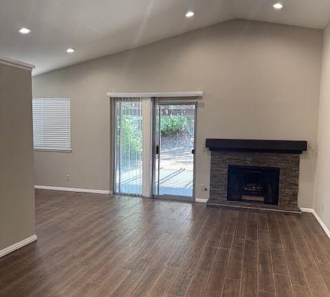 5th image of 2462 Hillsborough Ln
