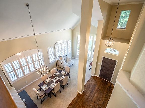 5th image of 408 Lake Village Dr