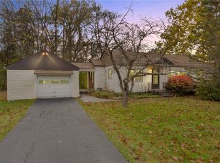 303 Comstock Rd, Ithaca, NY 14850