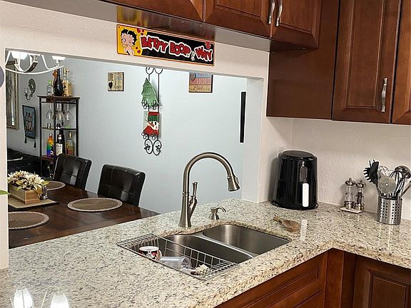 4th image of 10130 Sunrise Lakes Boulevard #311
