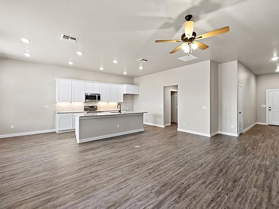 3rd image of 3701 Urbana Pl