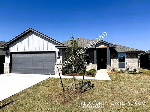 1017 Redwood Creek Dr Photo 1