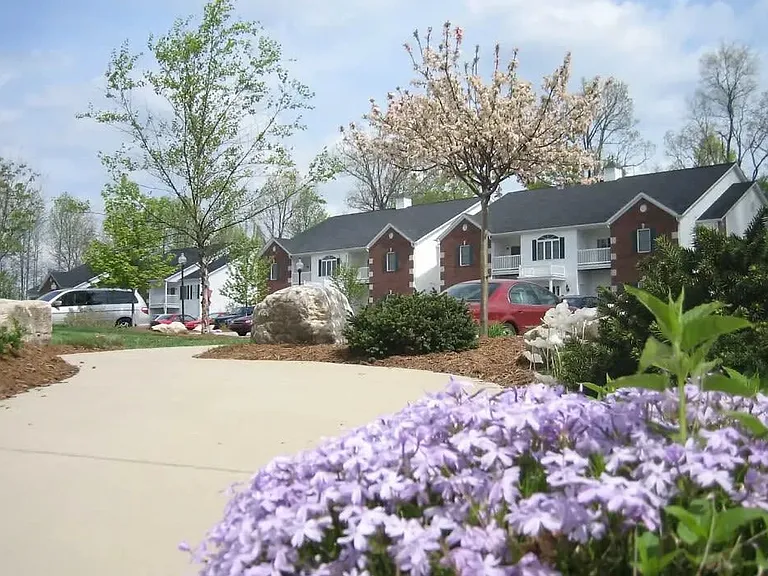 Forest Ridge — Photo 32