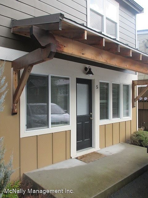1st image of 3221 Tarabochia St APT 5