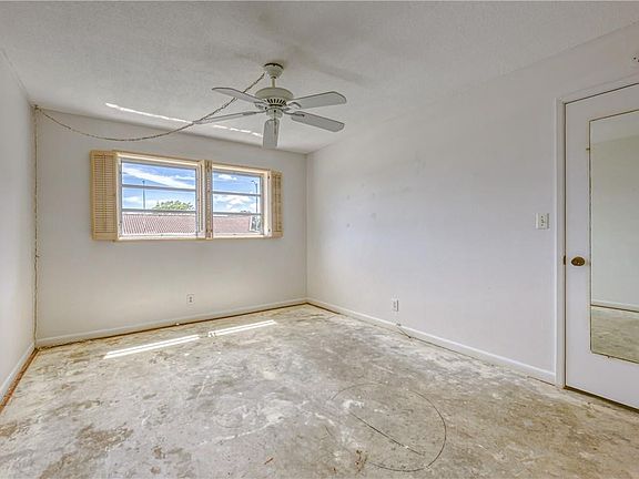 5th image of 2601 NE 14th St Causeway #232