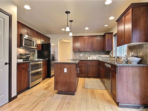 Beautiful updated kitchen