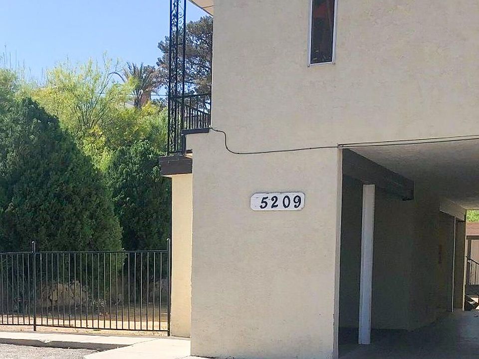 1st image of 5209 Carousel Dr #1