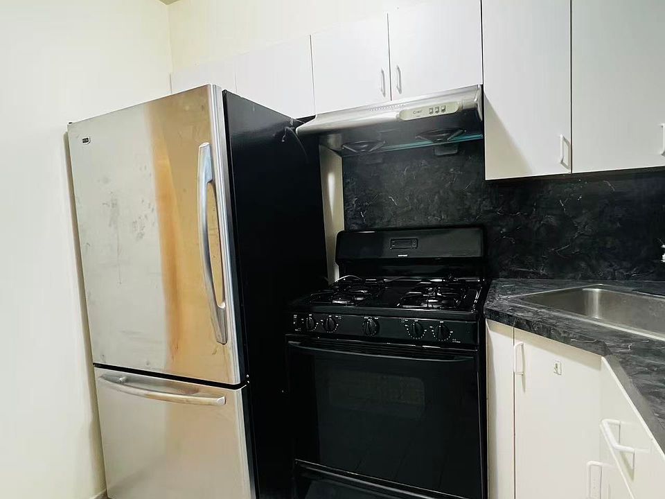 1st image of 5745 163rd St Floor 1