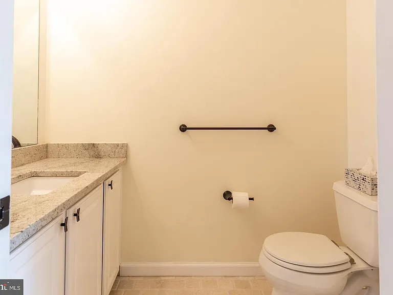 56 W Windrose Dr — Photo 19