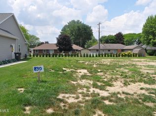 830 Dannick Ln, Gibsonburg, OH 43431