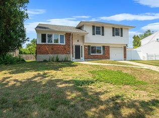 18 Brocton Lane, Kings Park, NY 11754