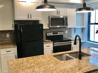 244 E King St APT 2, Lancaster, PA 17602
