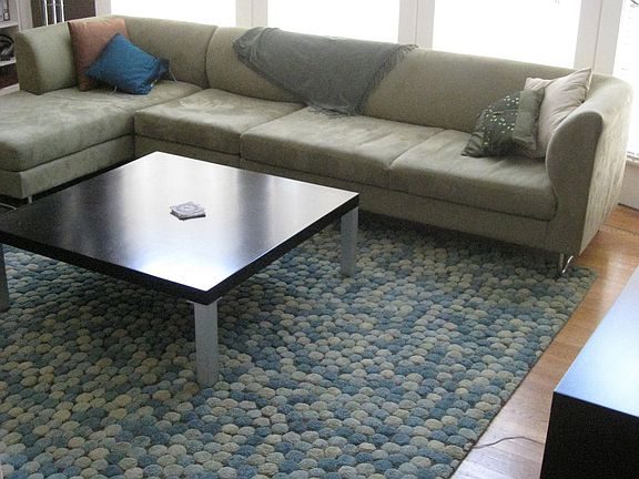 Large bright and sunny living room
