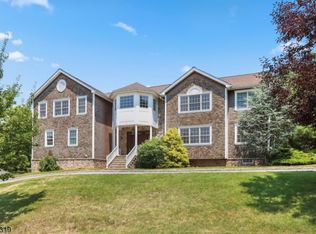1 Kean Rd, Short Hills, NJ 07078
