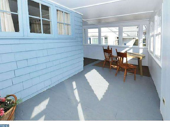 3rd image of 510 Central Ave