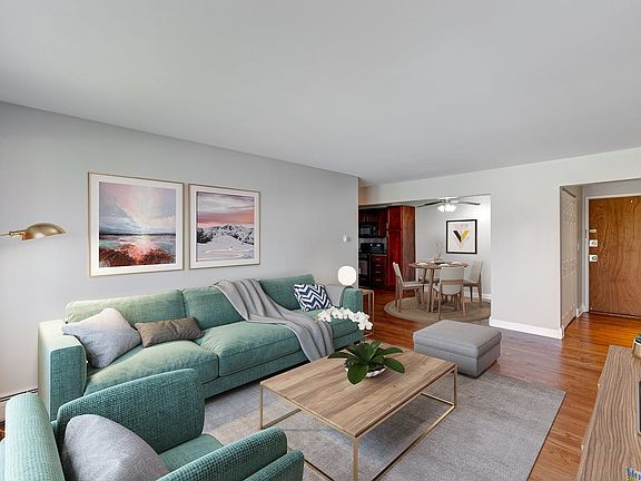 3rd image of 5306 N Cumberland Ave #414-3