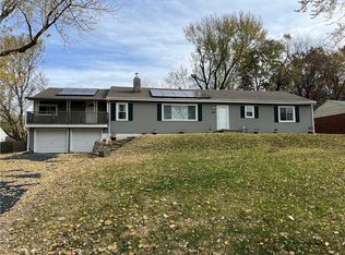 7731 Smalley Ave, Kansas City, MO 64138