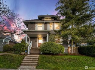 2830 33rd Ave S, Seattle, WA 98144