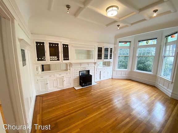 4th image of 2200 Pine St #1905B