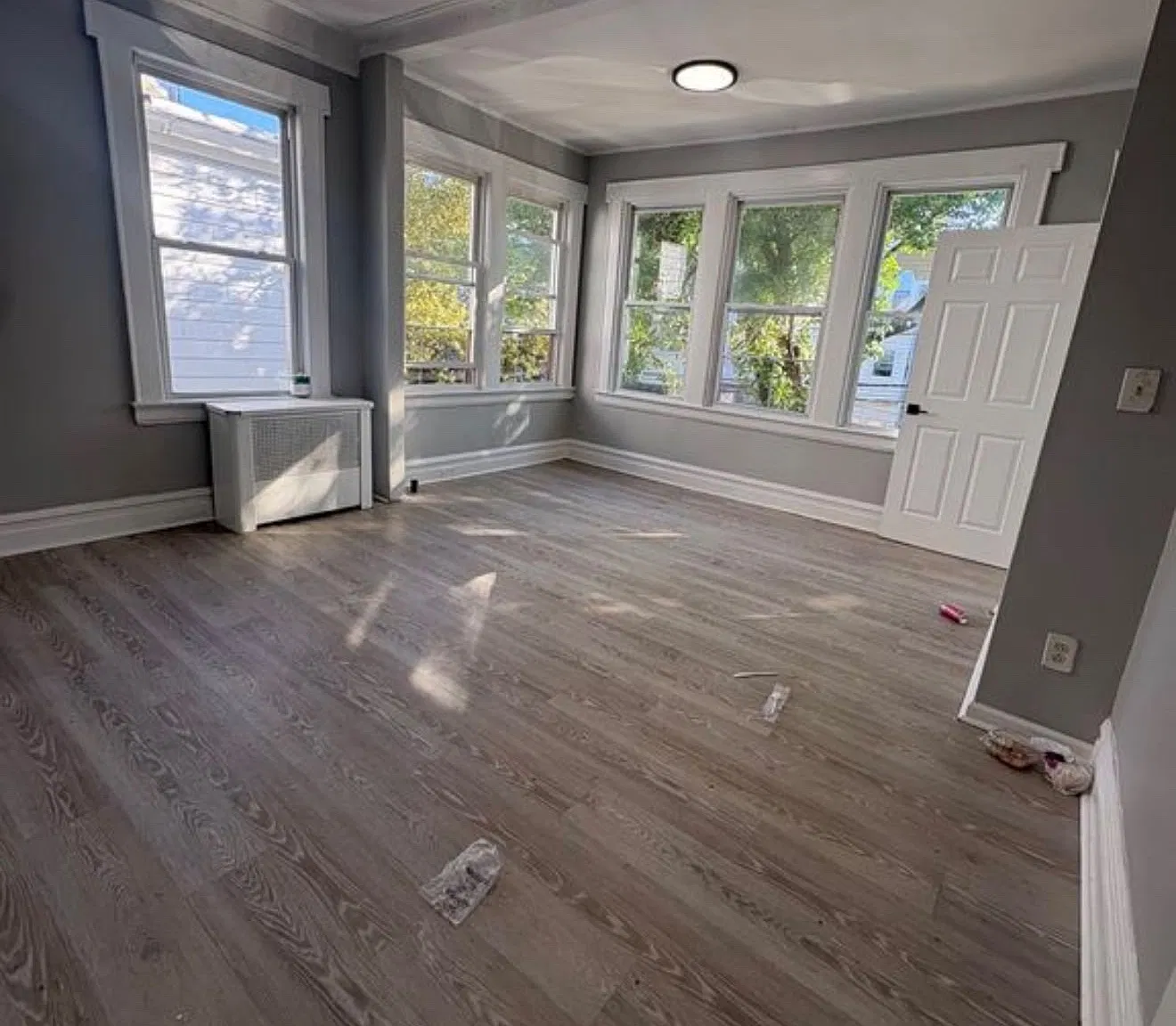 3 bed, $2,095 — Photo 1