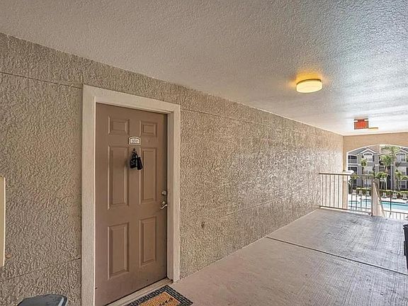 2nd image of 3319 S Kirkman Rd APT 337