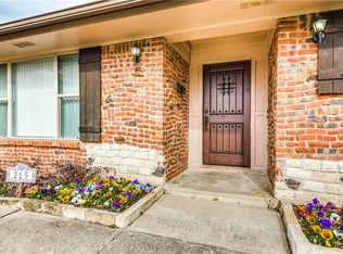 215 Linda Ln, Irving, TX 75062