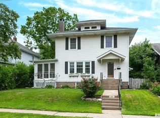1015 E High St, Davenport, IA 52803