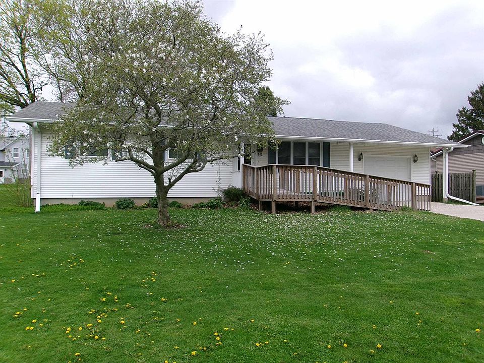 1st image of 202 Sharp Avenue