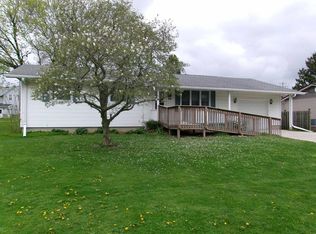 202 Sharp Ave, Reeseville, WI 53579