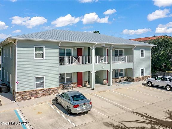 4th image of 150 Crescent Beach Dr #201