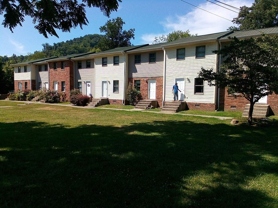 1st image of 2366 Highway 1428