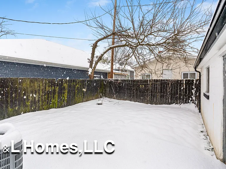 279 Lechner Ave — Photo 4