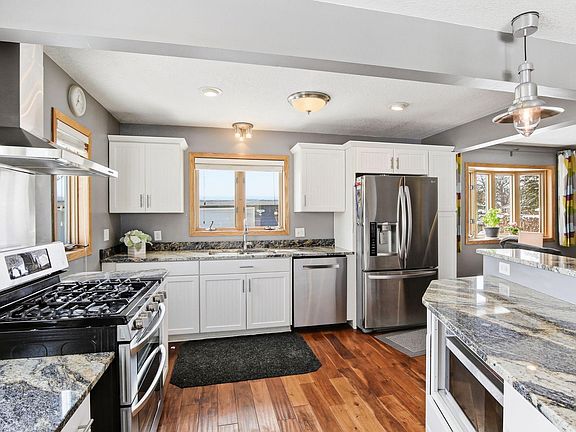 5th image of 408 17th St E