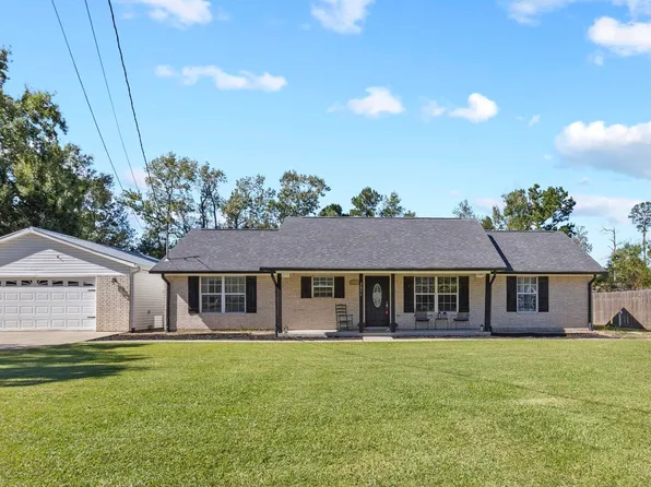 2850 Johnnie St, Orange, TX 77630