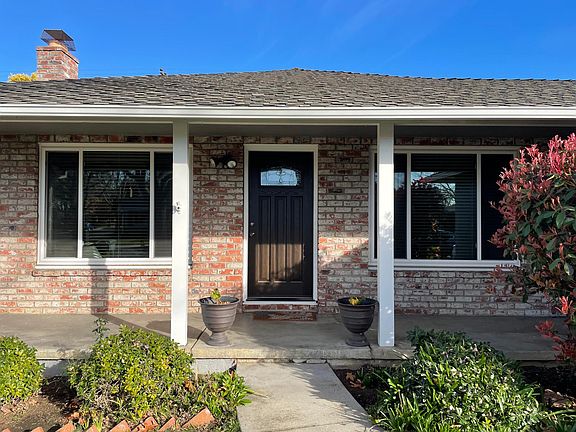 2nd image of 124 Piedra Dr