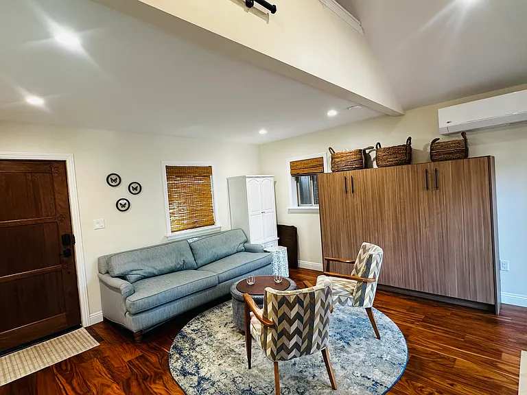 3901 Park Vista Pl — Photo 3