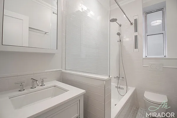 Rented by Mirador Real Estate | media 34