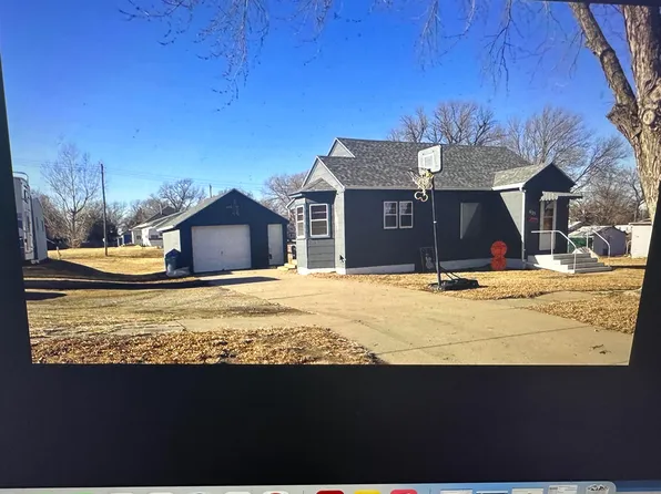 625 Stewart St, Campbell, NE 68932