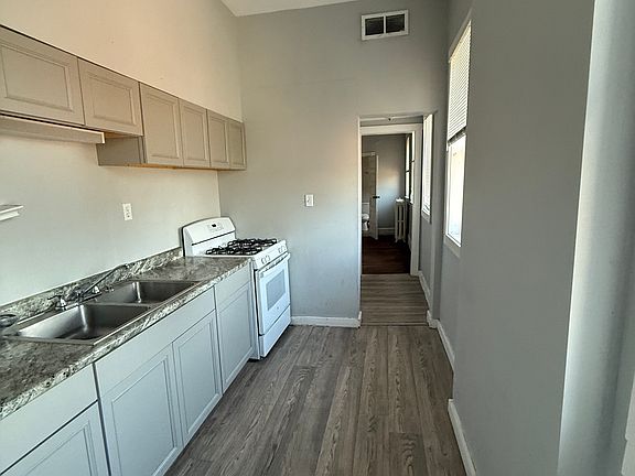 2nd image of 1477 S 3rd St APT 2
