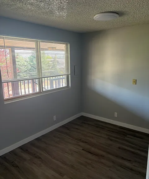 4811 W Viola Ave #C — Photo 3