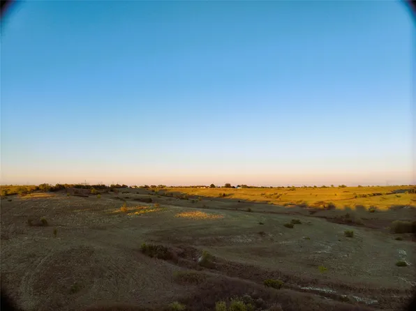 5885B Old Springtown Rd, Weatherford, TX 76085